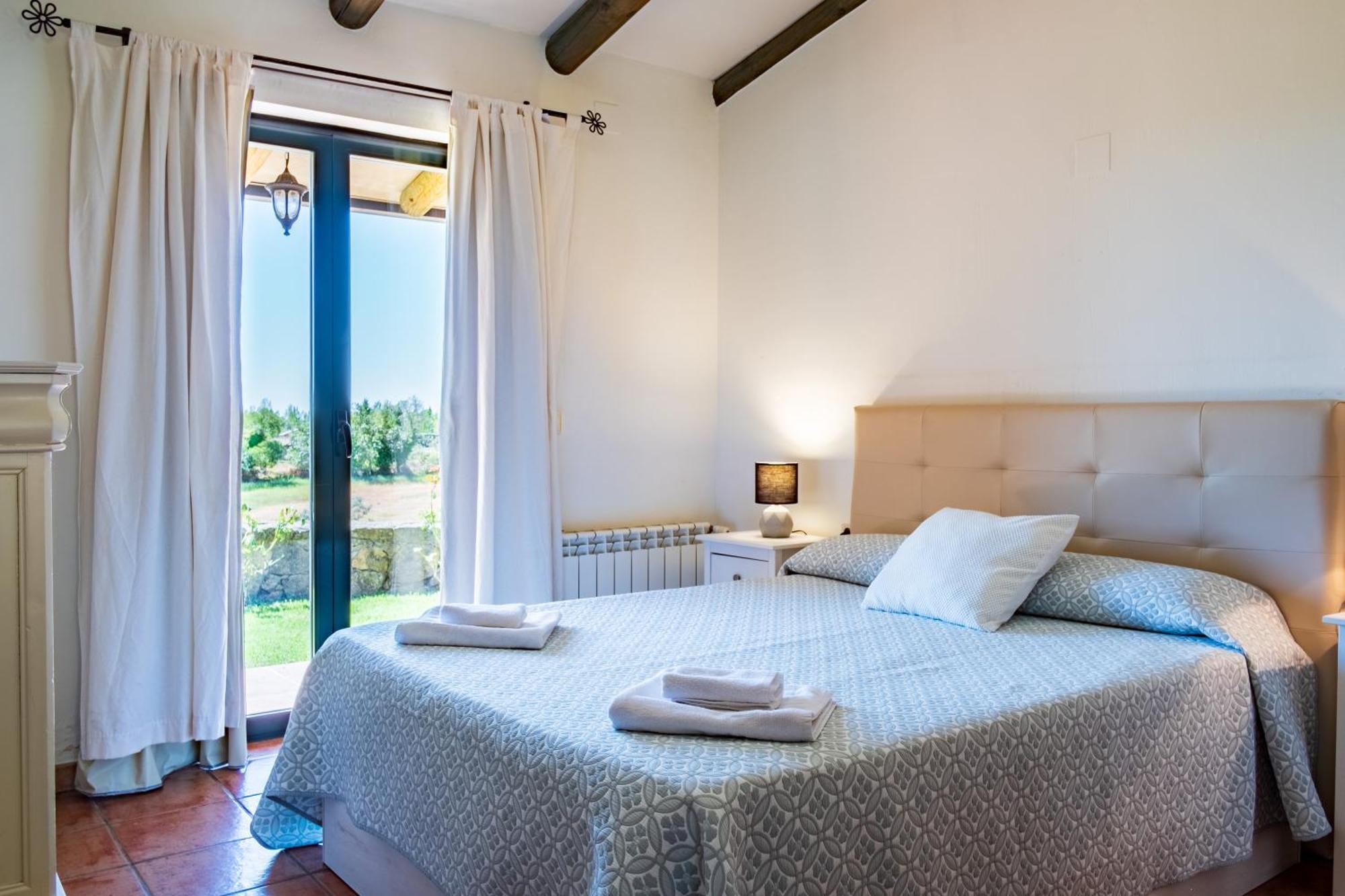 Amaltea Guest House Candeleda Exterior photo